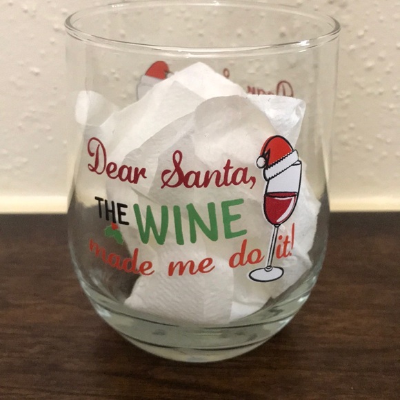Dear Santa, The Wine Made Me Do It glasses - Picture 3 of 4